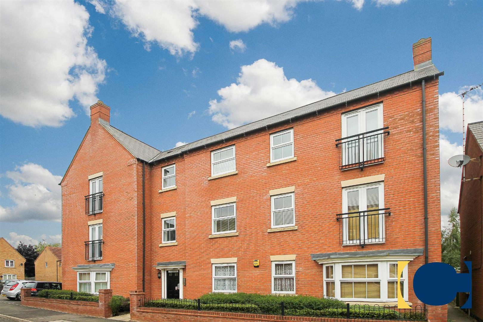 2 bed property in Alchester Court, Towcester
